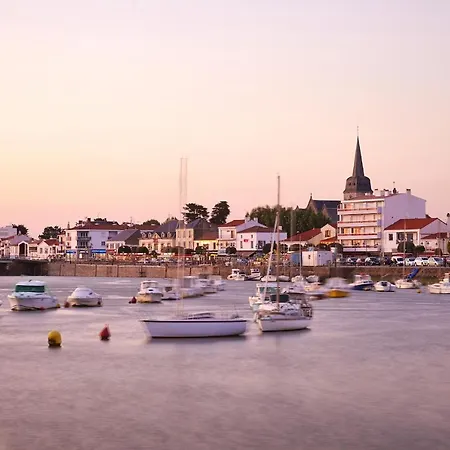 Dom wakacyjny - Maison Vendeenne Avec Jardin Pour 6 *